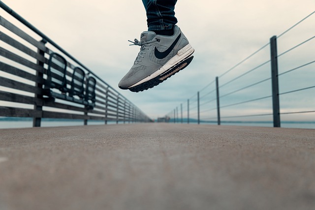 c1n3ma-shoes-3952048_640